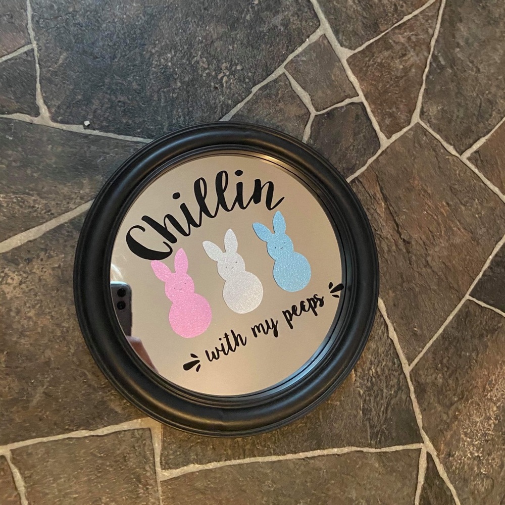 Small decorative mirror